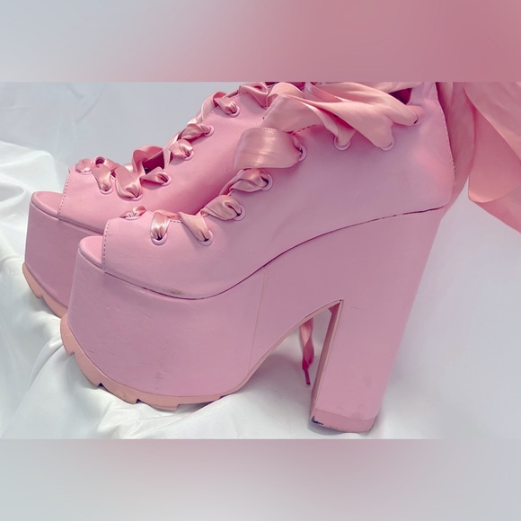 Y.R.U - Pink Ballet Bae Platforms - SIZE 7 Women’s - Picture 3 of 7